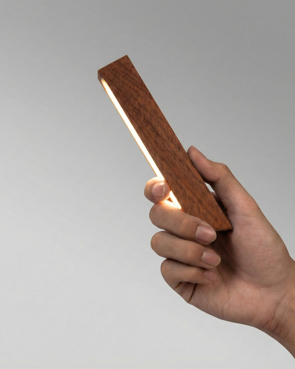 WOODI — Lampe de Chevet en Bois, Sans Fil Rechargeable
