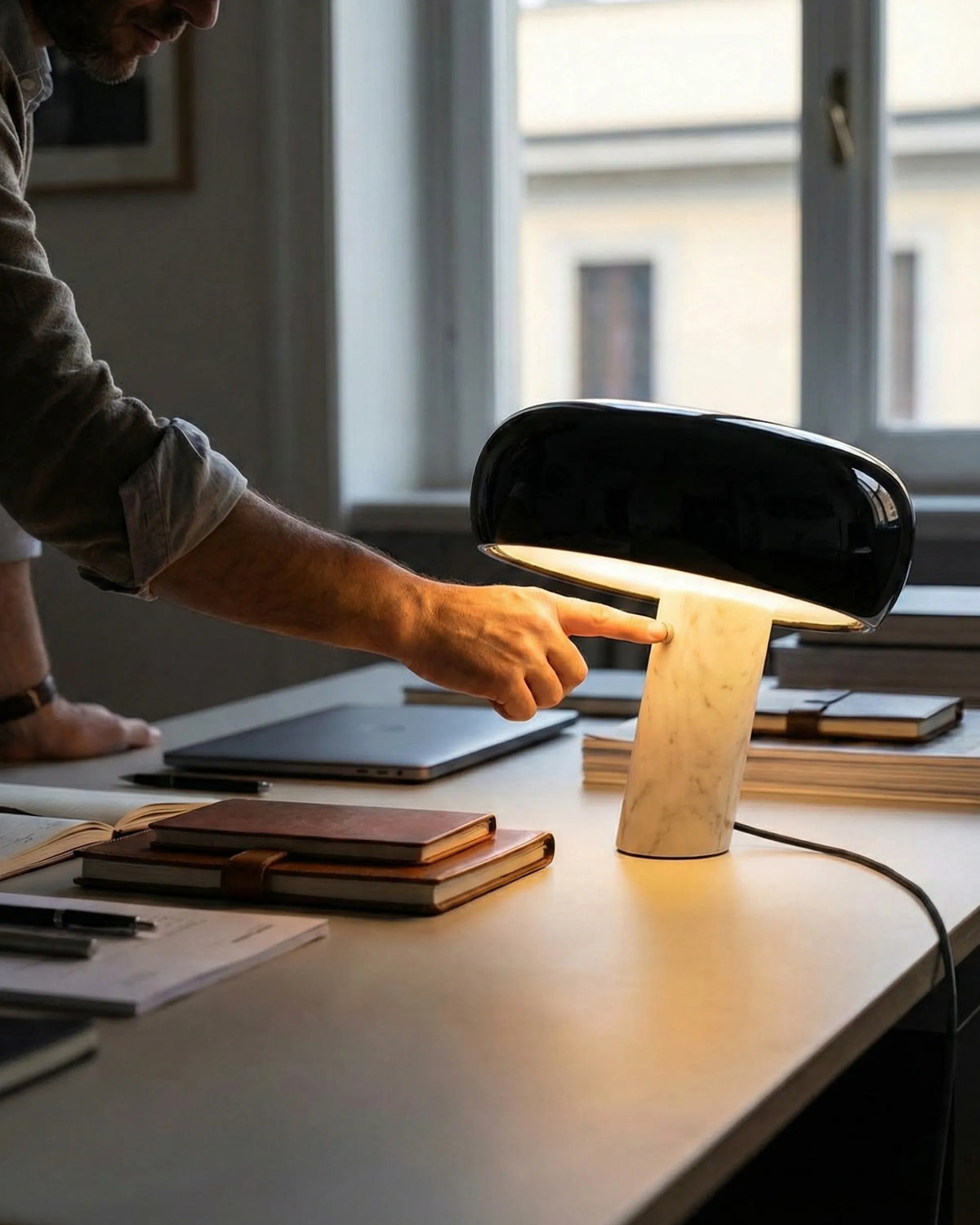 CAMOS — Lampe de Table en Marbre, Dimmable pour Salon et Bureau
